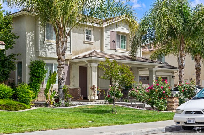 Experience the best of Sun City living in our homes.