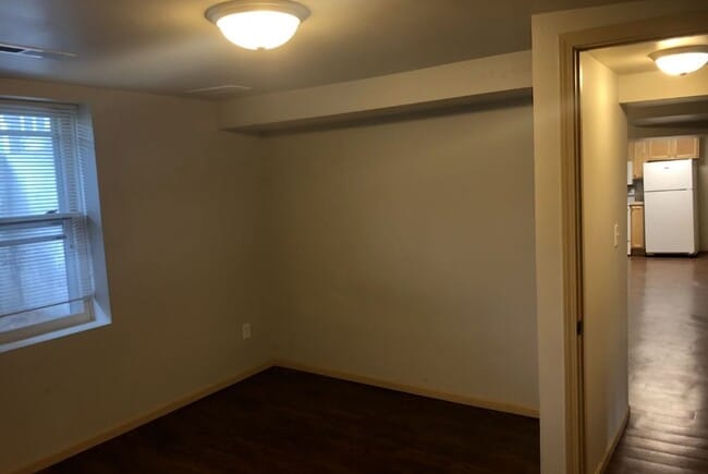 628 N Linn St unit 1, Iowa City, IA 52245 - photo 5