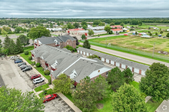 Patriot Prairie of Woodstock (FKA Prairie View), Woodstock, IL 60098 - photo 7