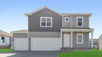 136 8th Ave NE, Altoona, IA 50009