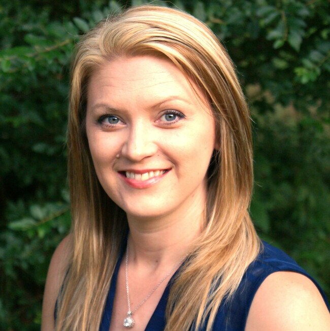Shellie Ayers
