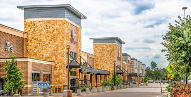 Wills Nearby shopping centers