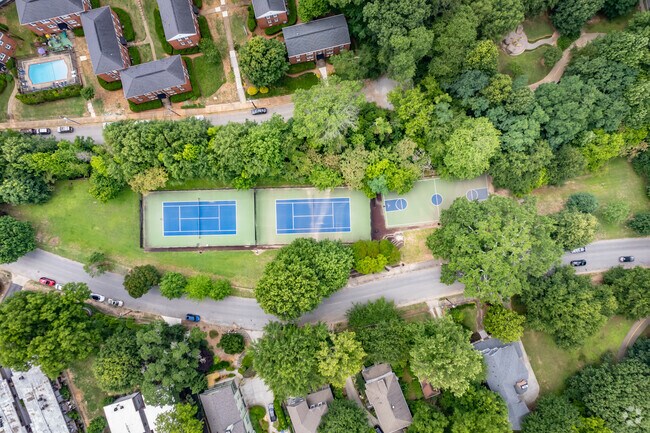Goldsboro Park in the Candler Park neighborhood has public tennis courts and a basketball court.