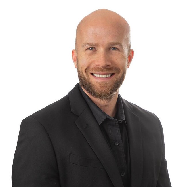Agent Photo