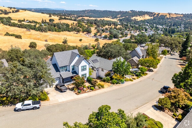 Find your dream New Traditional and ranch-style homes in Sutter Creek, CA.