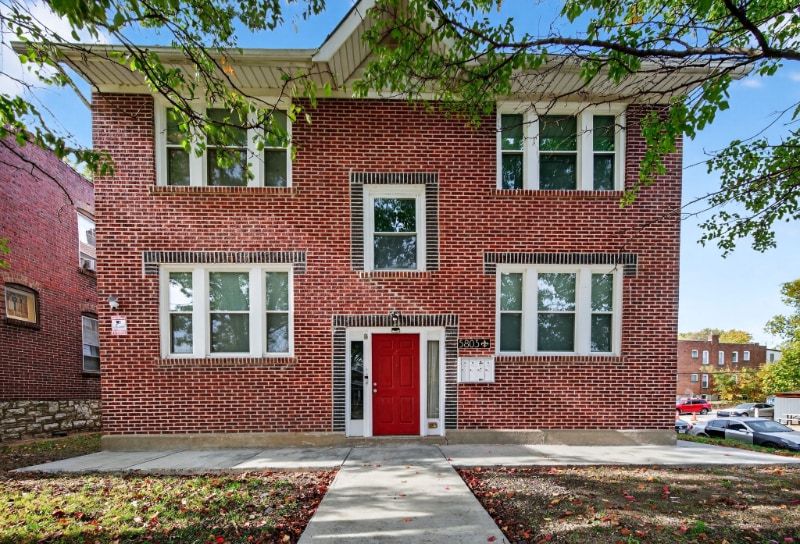 5803 S Kings Highway Blvd unit 1N, St. Louis, MO 63109 - photo 1