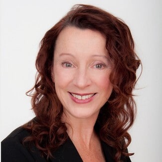Nicola Calvert