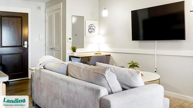 335 W 9th St unit 226, Indianapolis, IN 46202 - photo 4