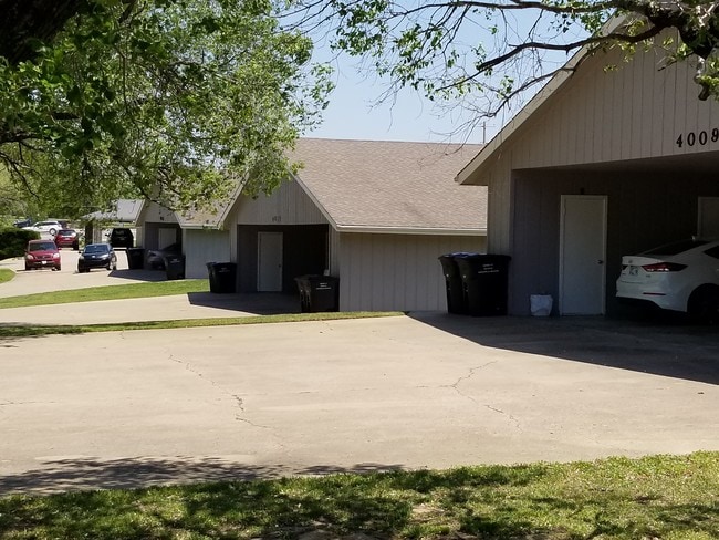 4017 Sheridan Rd unit 4001 D, Bartlesville, OK 74006 - photo 7