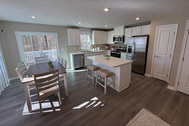 359 Rockridge Dr, Amherst, OH 44001 - photo 2