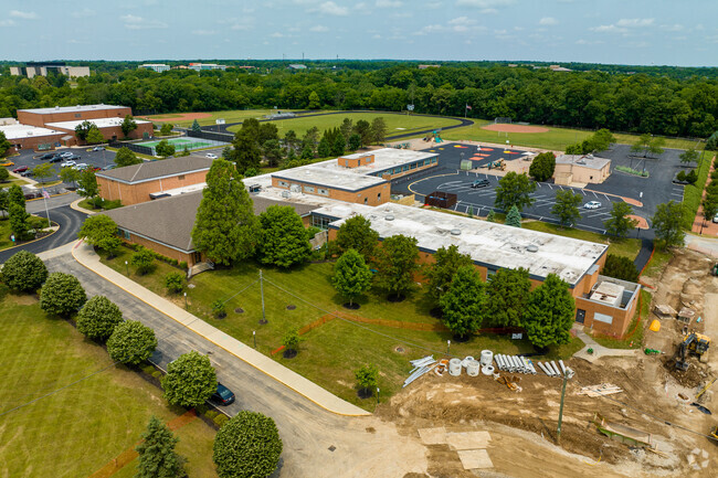 Indian Run Elementary School is a highly rated, public school located in Dublin.
