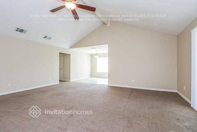 6402 Big Springs Dr, Arlington, TX 76001 - photo 7