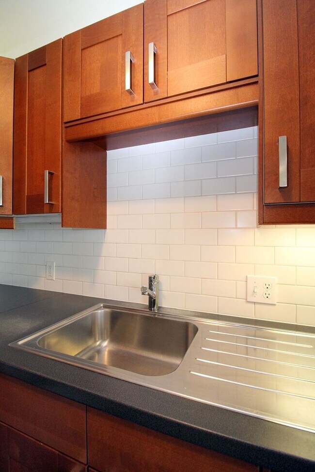 1460-1460 NE Alberta St unit 1460 B, Portland, OR 97211 - photo 7