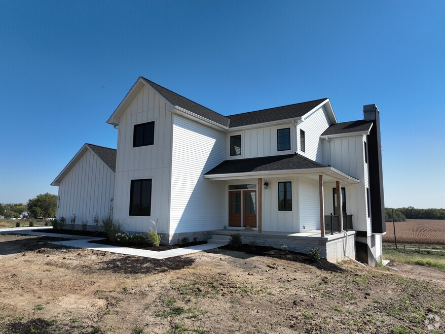 19720 Long View Ln, Hickman, NE 68372 - photo 2