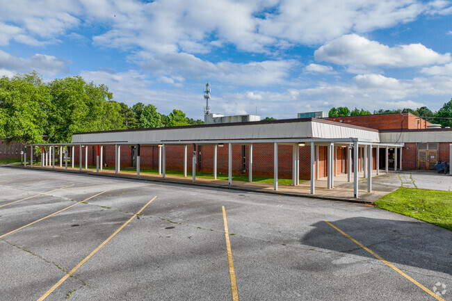Russell Elementary School was awarded “Distinguished” PBIS recognition from GaDOE.