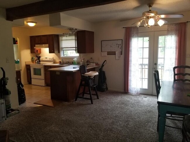 6601 NW 70th St, Kansas City, MO 64151 - photo 4