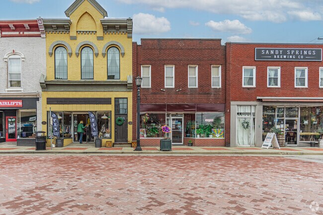 Minerva's historic North Market Street features a brick roadway and architecture from the 1920s.