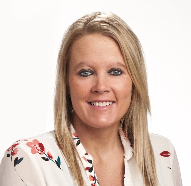 Lindsey Albert Real Estate Agent in Indian Rocks Beach, FL