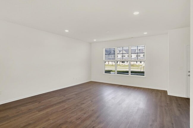 2643 Marjorie Ln, Plainfield, IN 46168 - photo 3