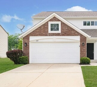 6747 Wimbledon Dr, Zionsville, IN 46077