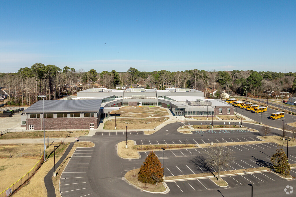 Edwin W. Chittum Elementary School scores and overall grade of A- on Niche.