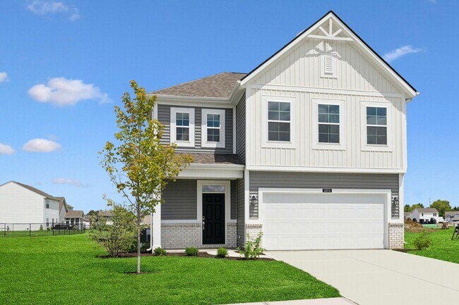 1890 Victor Higgins Dr, Shelbyville, IN 46176 - photo 3