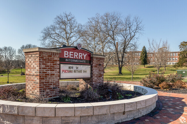 Students at Berry Intermediate School in Lebanon, do well in math and reading.