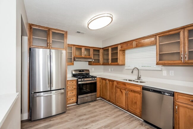 9453 Forest Knoll Dr, Jonesboro, GA 30238 - photo 7