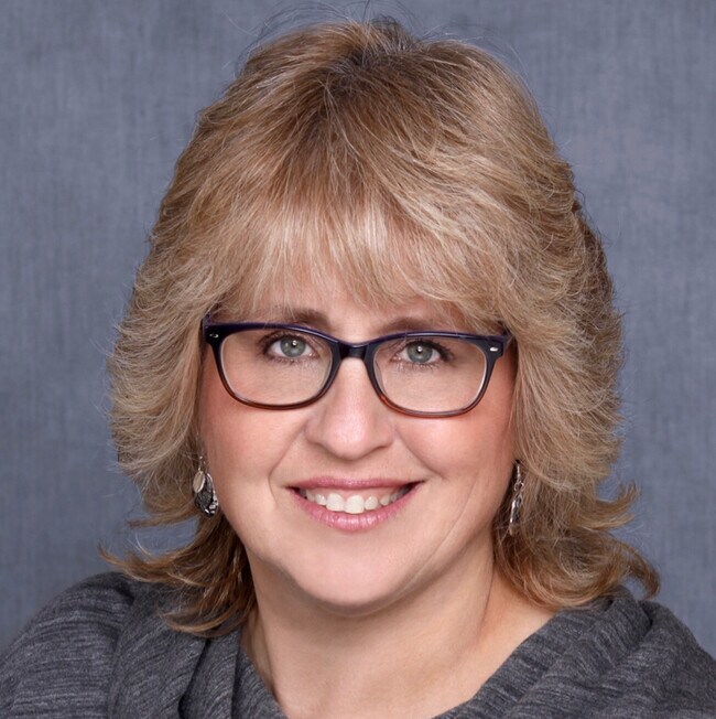 Sandra Lloyd