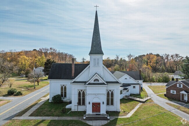Worshippers in East New Market can attend services at Trinity United Methodist Church.