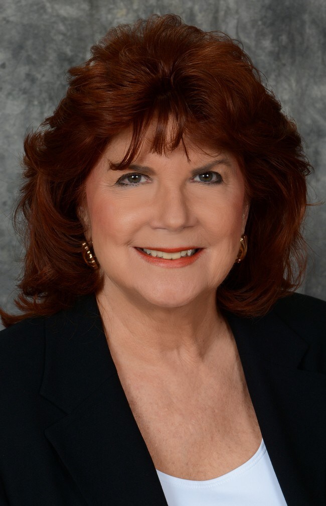 Glenda Lee