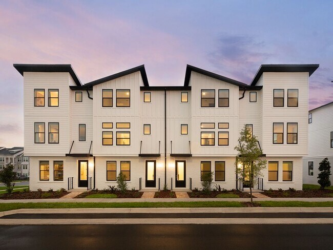 15501 Hamlin Park Dr unit 36467723, Winter Garden, FL 34787 - photo 7