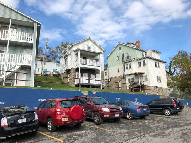 125 Lorentz St unit A, Morgantown, WV 26505 - photo 4