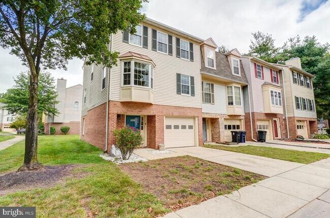 14400 Colonel Fenwick Ct, Upper Marlboro, MD 20772 - photo 2