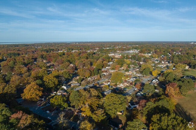 Ivy Farms offers a calm, residential setting with wide, leafy streets.