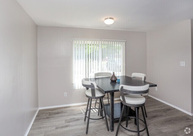 River Pointe Townhomes, Fort Wayne, IN 46803 - photo 5