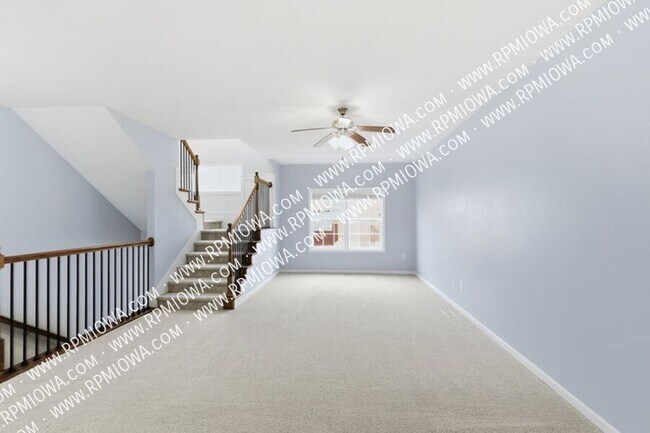 9140 Greenspire Dr, West Des Moines, IA 50266 - photo 5