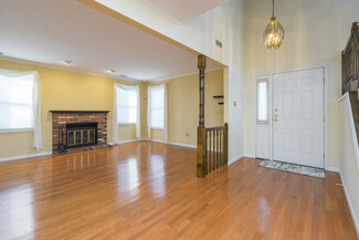 13 Sweetwater Cir, Ambler, PA 19002