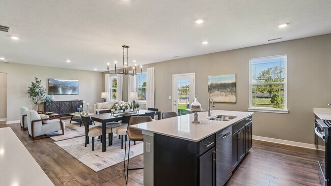 5740 Bancroft Dr, Pendleton, IN 46064 - photo 4