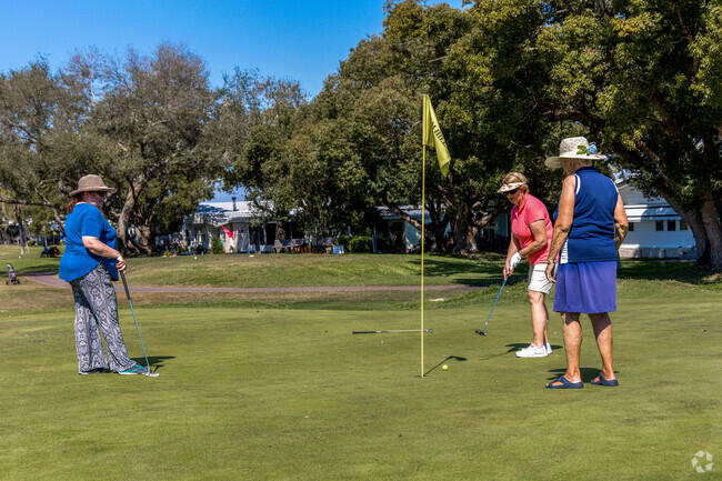 There is a 55+ community in Baskin that has it's own private golf course.