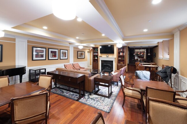 49 Park Pl Cir, West Hartford, CT 06110 - photo 3