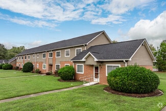 513 Main St, Smithfield, VA 23430