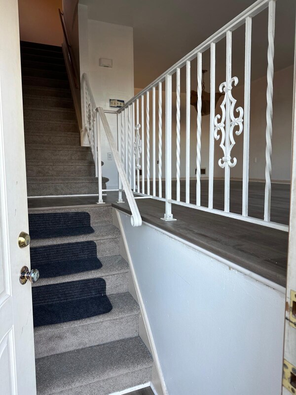 235 Vista Dr, Easton, PA 18042 - photo 4