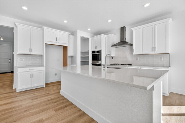 17136 W 92nd Loop, Arvada, CO 80007 - photo 7