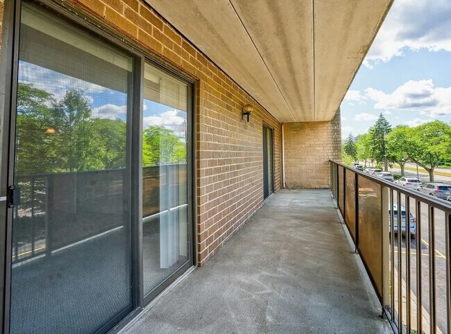 Hamilton Bay unit A28, Quincy, MA 02171 - photo 6