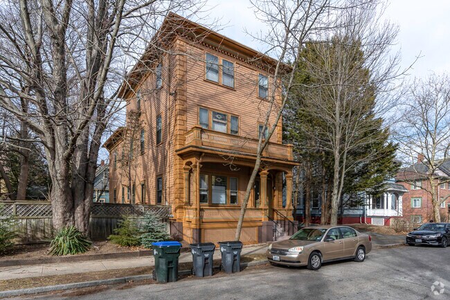 Italianate Home in Elmwood