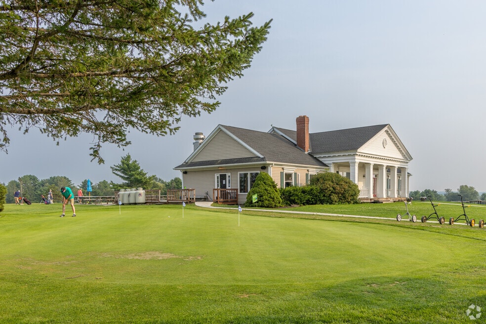 NH_Newport_554330_P2_V1_EP_092424