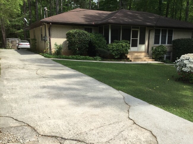 1671 Glenwyck Place, Tucker, GA 30084 - photo 2