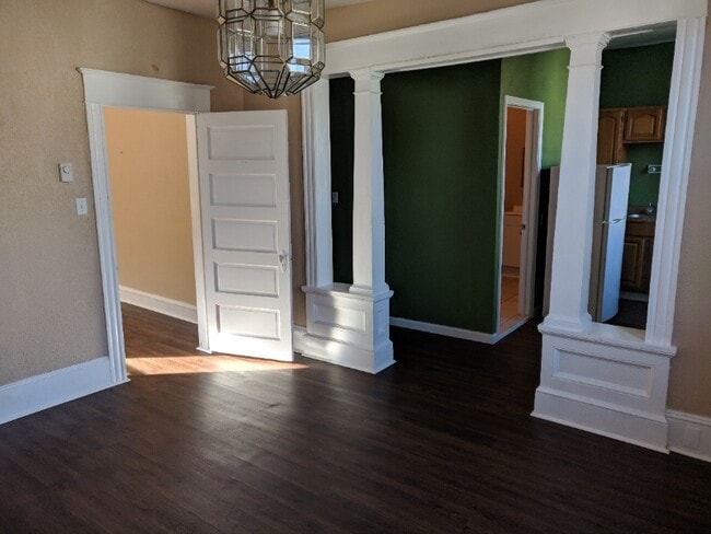 55 E Columbus Ave, Pittston, PA 18640 - photo 2