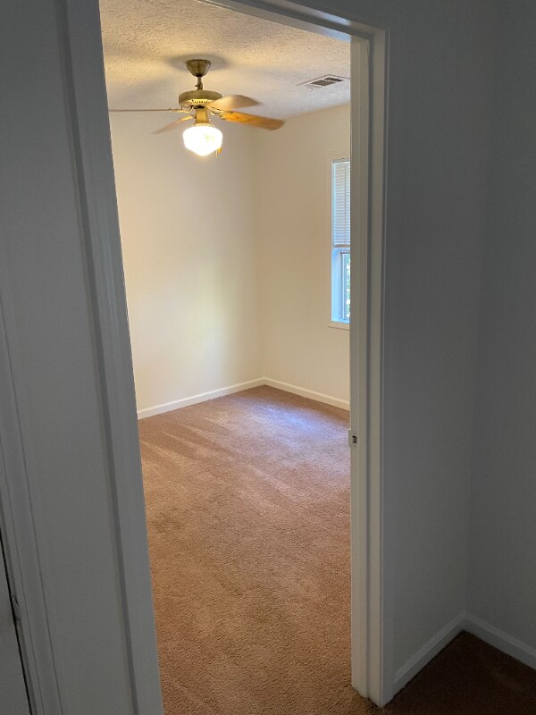 3230 Meadowlark Ln NW, Kennesaw, GA 30152